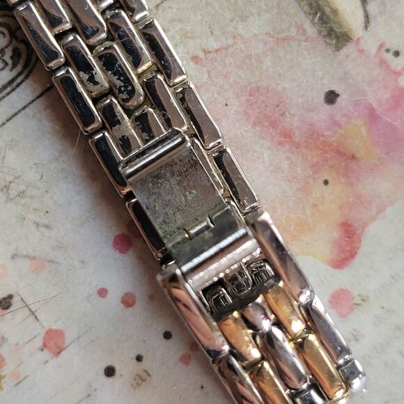 Vintage Watches Pulsar Two Tone Bracelet Black Dial Gold Marker Quartz Watch - Picture 7 of 10